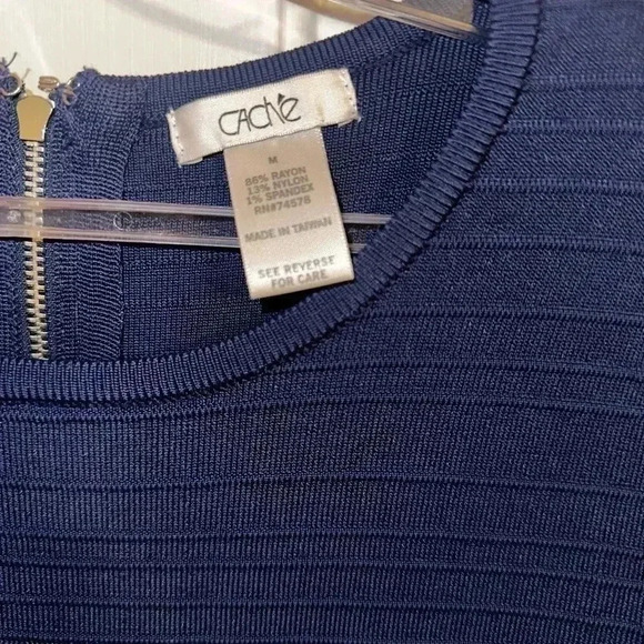 Cache Ribbed Midi Dress - Picture 4 of 4